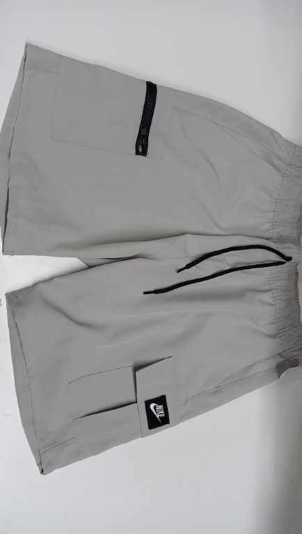 Shorts Com Tactel Bulsa